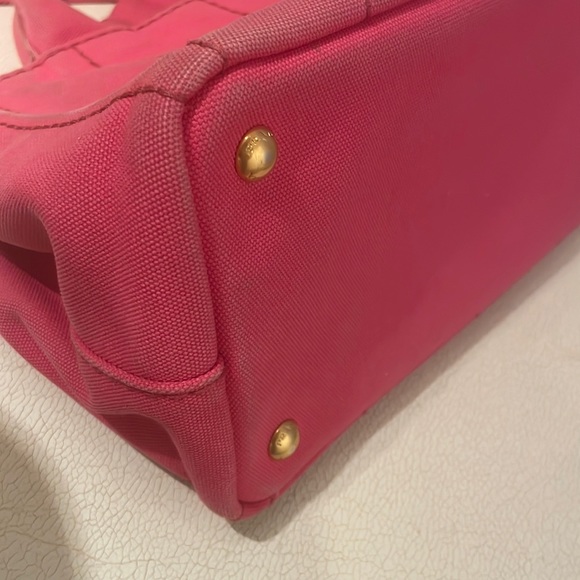 Prada Canapa in peonia color 100% authentic - Picture 8 of 17